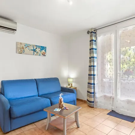 Pour 4 Les Pins Saint-Raphael (Var)
